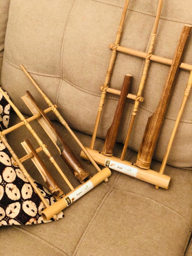 Angklung (sumber: dokumentasi pribadi)