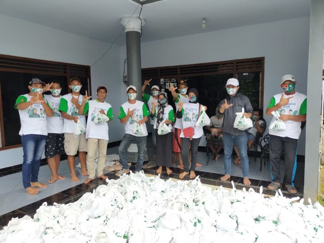 Relawan Nelayan Bangkit. Foto: Tim Pemenangan Ladub