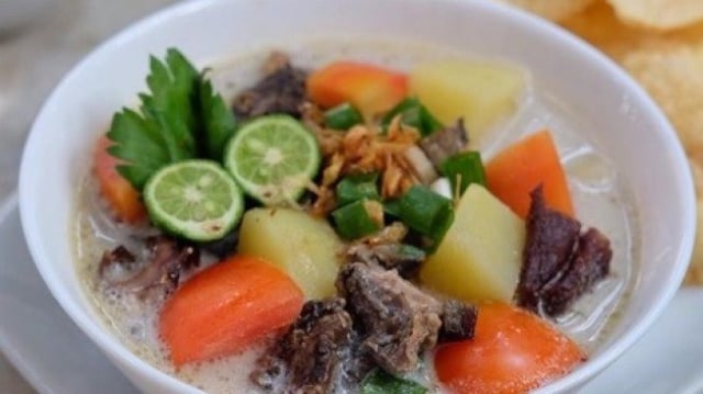 Soto betawi. Foto: Masakapahariini