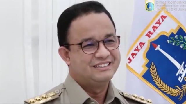 Gubernur DKI Jakarta, Anies Baswedan memberikan orasi ilmiah secara virtual dalam acara wisuda mahasiswa Politeknik STIA LAN Jakarta (28/11). Foto: Dok. Istimewa