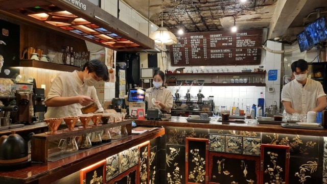 Hanyak-bang, kedai kopi antik di Seoul, Korea Selatan. Foto: Khiththati/acehkini 