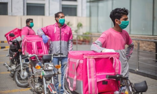 Para driver FoodPanda pengantar makanan. Foto: FoodPanda