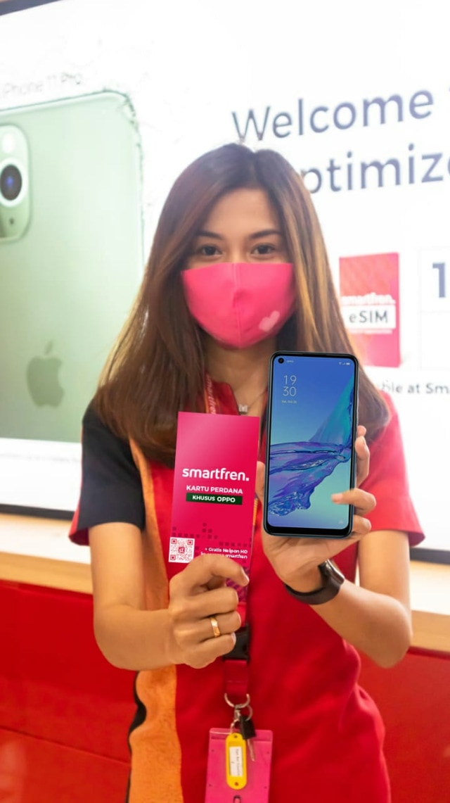 Bundling kartu perdana Smartfren dengan Oppo A53. Foto: Dok. Smartfren