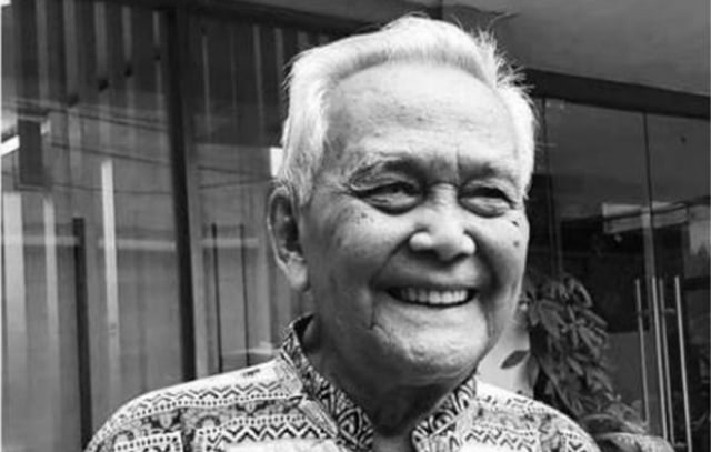 Gunawan Wiradi meninggal dunia di usia 88 tahun pada Senin (30/11). Berpulangnya Gunawan Wiradi adalah sebuah kehilangan besar, terutama bagi para pejuang reforma agraria. Foto: KPA