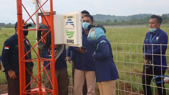 Kepala BMKG Dwikorita Karnawati saat melakukan kunjungan kerja ke Yogyakarta dan Jawa Tengah. Foto: BMKG
