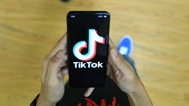 Ilustrasi TikTok. Foto: Irfan Adi Saputra/kumparan