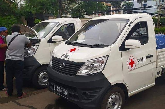 Mobil Esemka disumbangkan ke PMI. Foto: dok. instagram/esemkaindonesia/