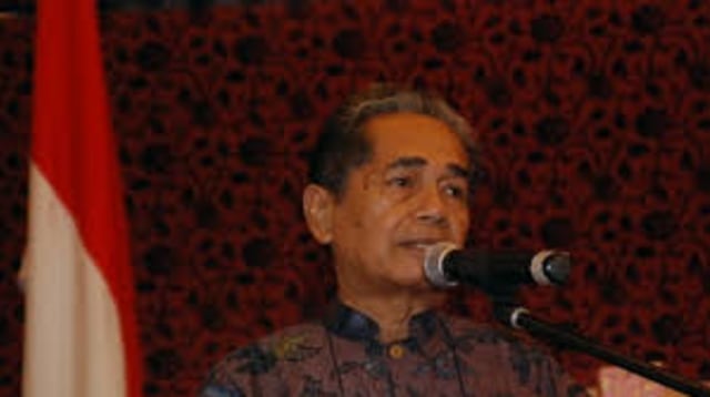 Foto Wisran Hadi. Sumber Google.