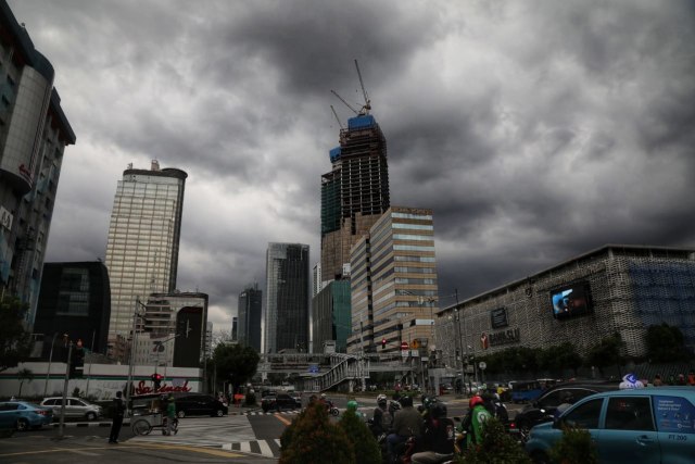 Ilustrasi awan mendung. Foto: Aditia Noviansyah/kumparan