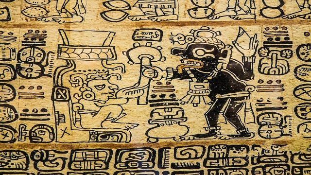 Suku Aztec memiliki adat pernikahan yang cukup unik di mana mereka kerap melibatkan mak comblang seperti di era modern. Foto. dok: Pixabay