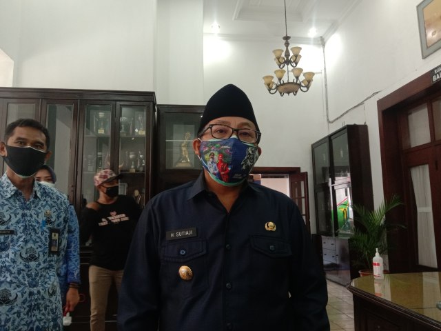 Sutiaji. Foto: Feni Yusnia