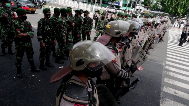 Ilustrasi pengamanan demo, Jumat (18/12). Foto: Jamal Ramadhan/kumparan