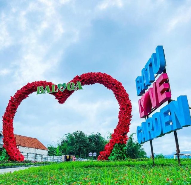 Baloga atau Batu Love Garden. foto: dokumen Baloga.