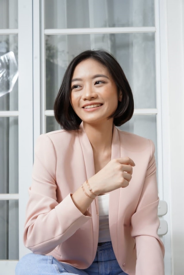 Tips Mix and Match Outfit dan Perhiasan dari Miss Mondial   