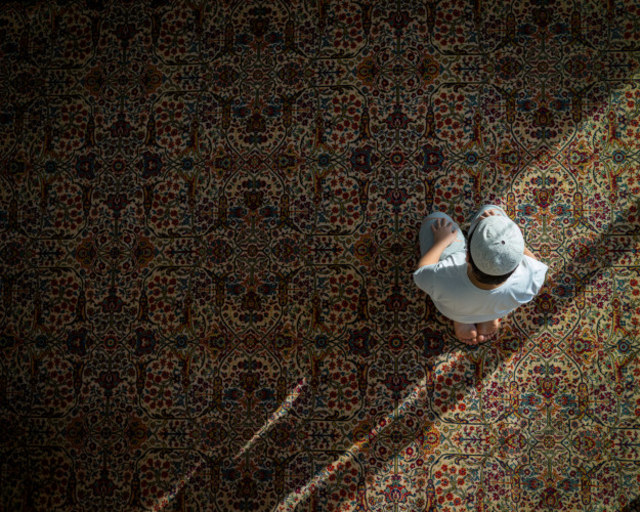 Ilustrasi Sholat Sunnah Taubat. Sumber: Freepik.com