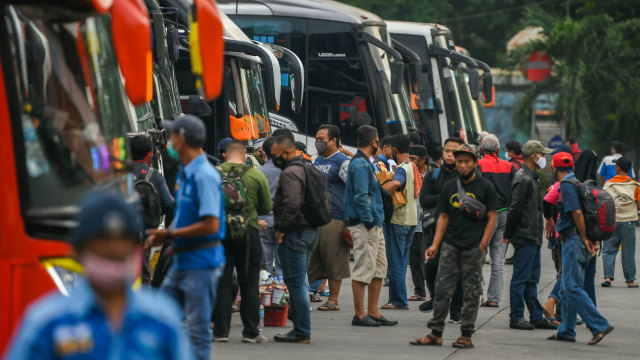 Ilustrasi penumpang Bus. Foto: Galih Pradipta/ANTARA FOTO