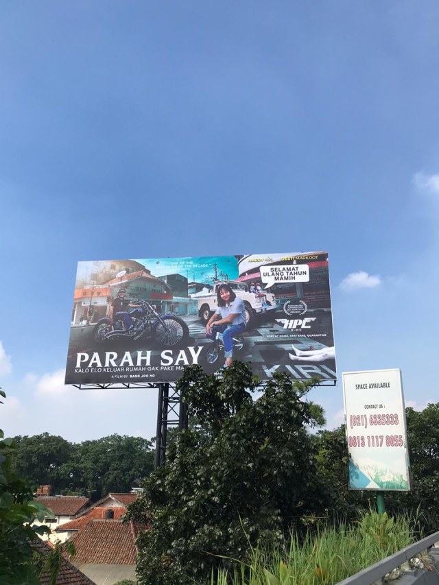 Billboard ucapan ulang tahun yang viral di Bandung. Foto: Dok. Harry HPL