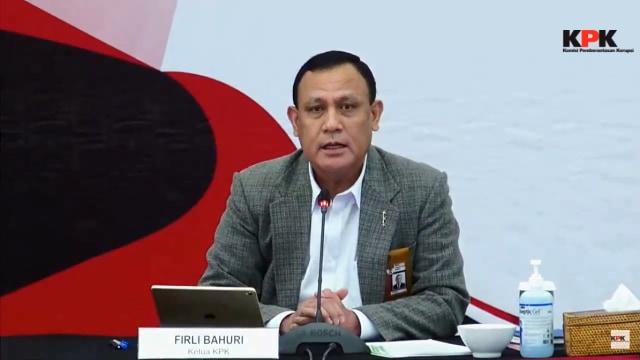 Ketua KPK Firli Bahuri pada konferensi pers kinerja KPK Tahun 2020. Foto: Youtube/KPK RI