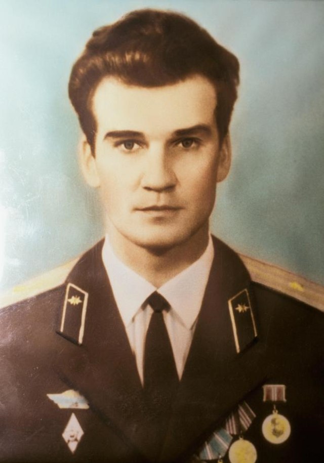 Stanislav Petrov saat masih muda. Foto: Nikolai Ignatiev/Alamy