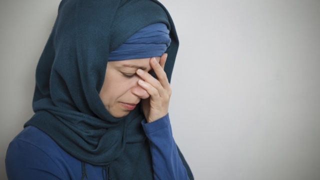 Ilustrasi Bacaan La Tahzan Innallaha Ma'ana, Foto: Dok. freepik.com