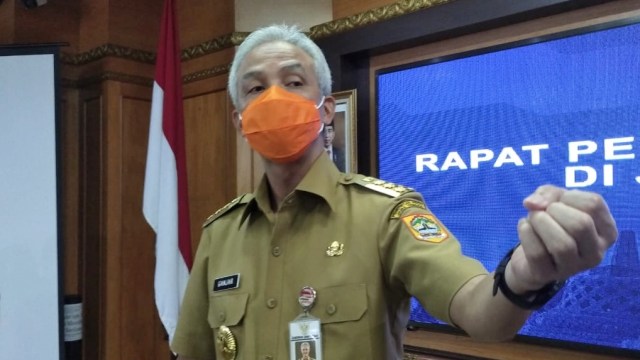 Gubernur Jawa Tengah Ganjar Pranowo usai rapat penanganan COVID-19. Foto: Dok. Istimewa