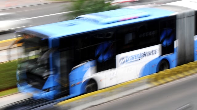 Ilustrasi transportasi umum Bus Transjakarta. Foto: Akbar Nugroho Gumay/ANTARA FOTO