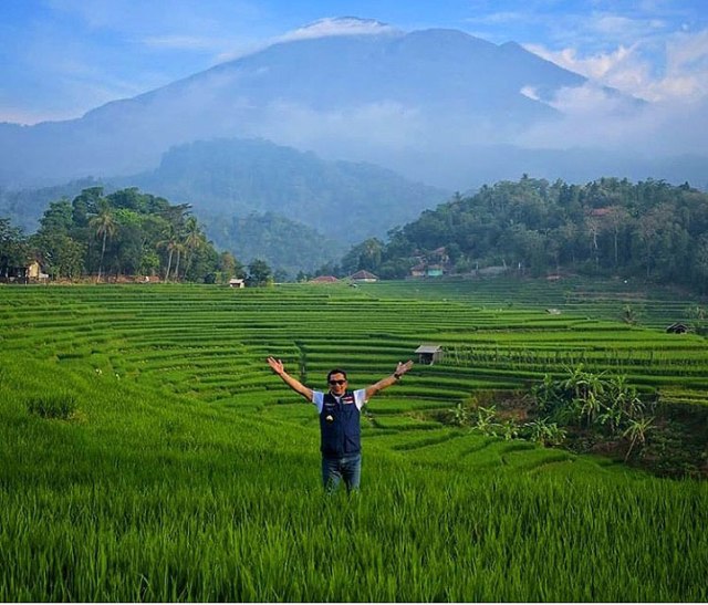 ILUSTRASI: Gubernur Jawa Barat saat berkunjung ke objek wisata Ciboer pass, Kecamatan Sindangwangi, Kabupaten Majalengka, beberapa waktu lalu. (Dok. Ciremaitoday/Oki Kurniawan)