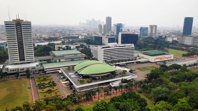 Ilustrasi gedung DPR. Foto: Dino Januarsa/Unsplash