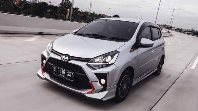 Toyota Agya Facelift. Foto: Bangkit Jaya Putra/kumparan