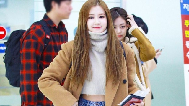 Sumber: Pinterest - Rose Blackpink dengan street-stylenya
