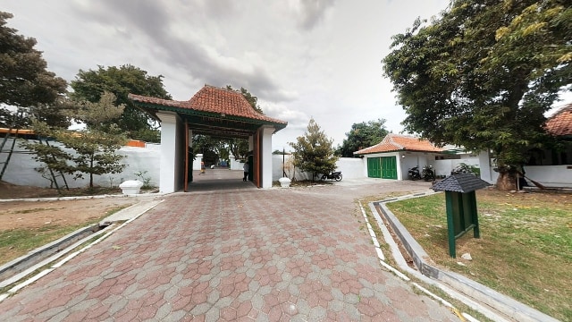 Kraton Kacirebonan. Sumber: Wikimedia Commons
