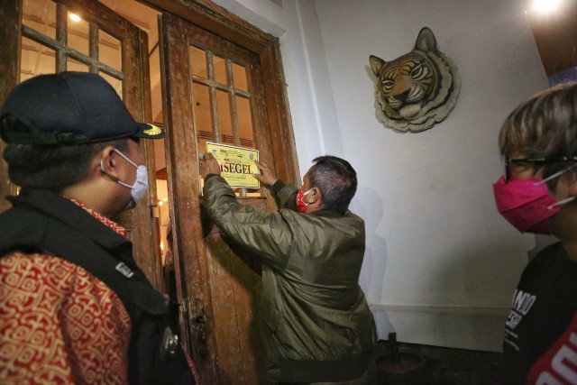 Sepekan PSBB Proporsional, Satgas Segel 22 Tempat Usaha