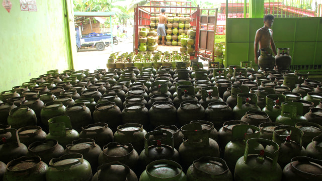 Ilustrasi gas LPG 3 kg. Foto: ANTARA FOTO/Akbar Tado