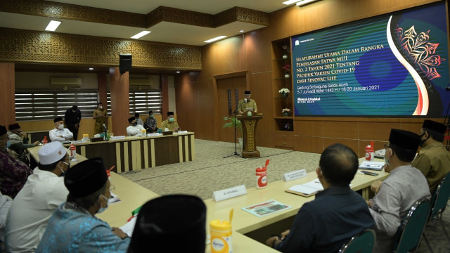 Silaturahmi ulama Aceh mmebahas vaksinasi corona. Foto: Humas Aceh