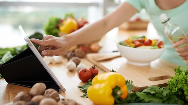 Mengikuti Teks Prosedur sebagai Panduan Memasak. Foto: dok Eiffel Education