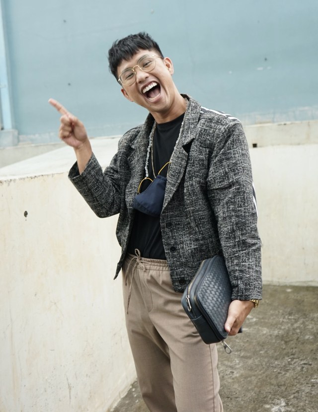 Artis Ricky Cuaca saat ditemui dikawasan Tendean, Jakarta, Jumat, (22/1/2021). Foto: Ronny