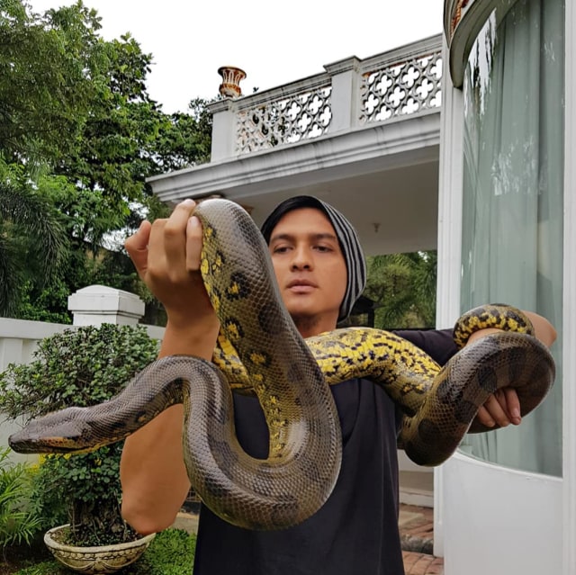 Lucky Hakim. Instagram @luckyhakimofficial