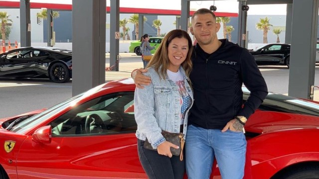Dustin Poirier bersama istri. Foto: Instagram dustinpoirier