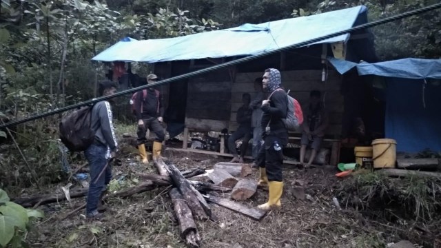 Ditreskrimsus Polda Aceh membongkar aktifitas penambangan emas ilegal di Pidie, Aceh. Foto: Dok. Istimewa