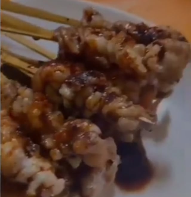 Sate kobra. (Foto: @reseptiktok/TikTok)