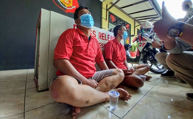 Guru SMP yang ditangkap polisi karena menjadi pelaku pedofil di Lubuklinggau. (foto: istimewa)