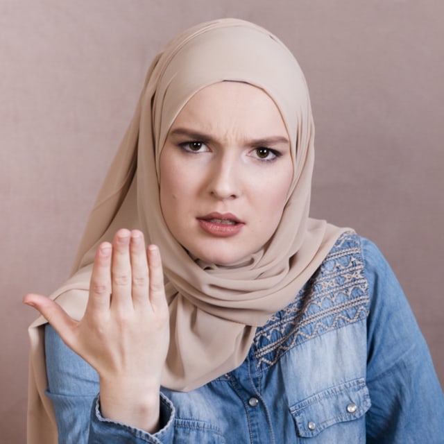 Ilustrasi ciri-ciri orang munafik. Foto: Freepik