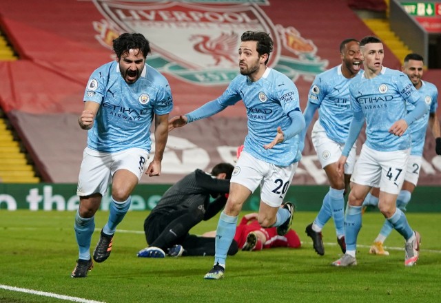 Selebrasi pemain Manchester City saat melawan Liverpool di Anfield, Liverpool, Inggris. Foto: Jon Super/Reuters