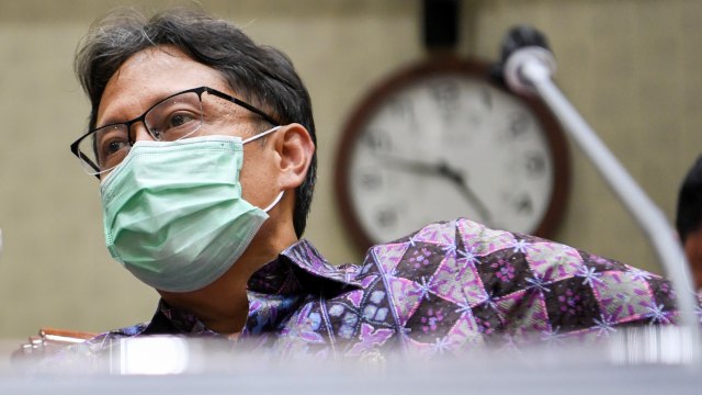 Menteri Kesehatan Budi Gunadi Sadikin mengikuti rapat kerja dengan Komisi IX DPR di Kompleks Parlemen, Senayan, Jakarta, Senin (8/2). Foto: Hafidz Mubarak A/ANTARA FOTO