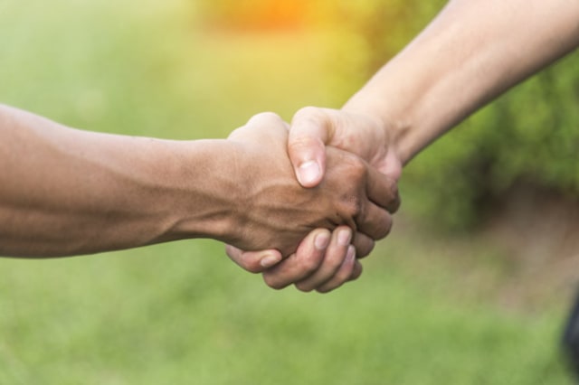 Ilustrasi Akhlak Terpuji dalam Islam. Foto: Freepik