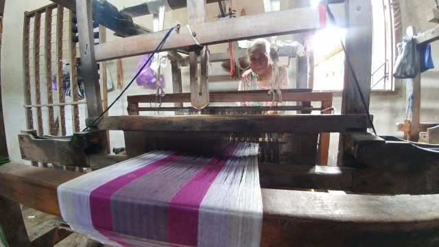 Industri kecil benang rajut manual di DIY. Foto: ES Putra