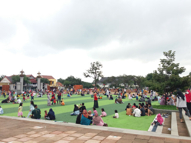 Suasana di Alun-alun Majalengka yang mulai dibuka untuk umum sejak Selasa (9/2/2021). (Oki Kurniawan)