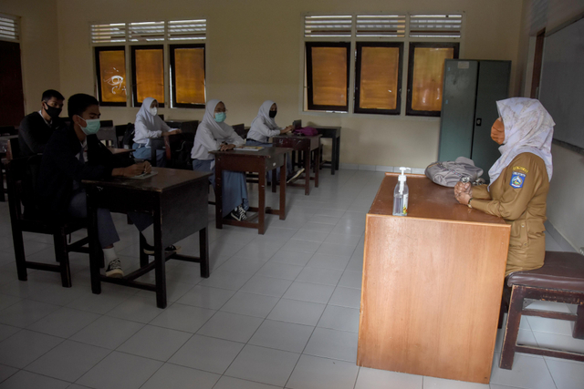 Ilustrasi belajar di sekolah. Foto: Ahmad Subaidi/Antara Foto