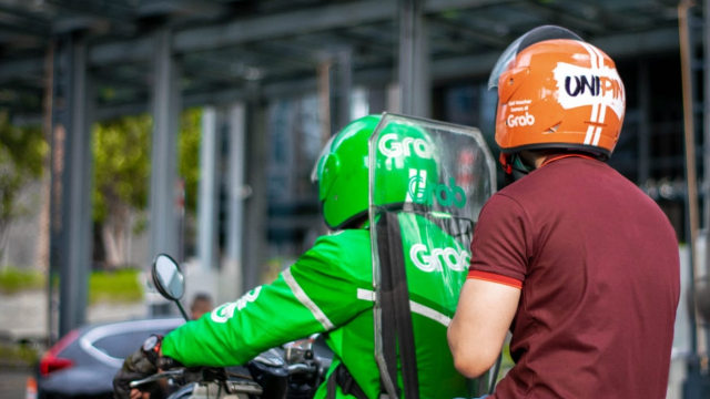 Bekerja sama dengan UniPin, voucher game online kini bisa dibeli di aplikasi Grab. Foto: Dok. Grab