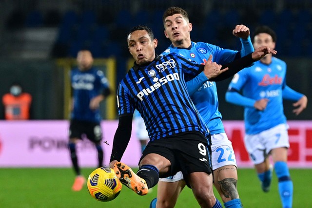 Pertandingan leg kedua semifinal Piala Italia Atalanta vs Napoli di stadion Azzurri d'Italia di Bergamo. Foto: Miguel Medina/AFP 